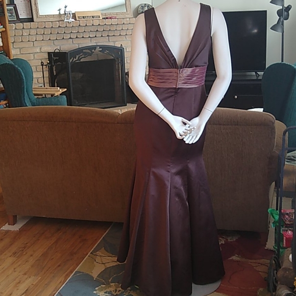 Brown De Vinci Formal Gown, NEW w/Tags - Picture 2 of 8